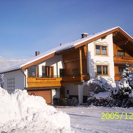 Haus Hager Bed & Breakfast Schlitters Eksteriør bilde