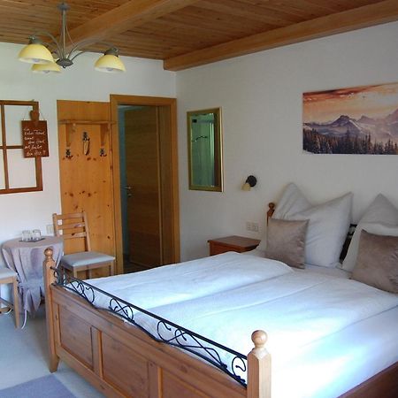 Haus Hager Bed & Breakfast Schlitters Eksteriør bilde