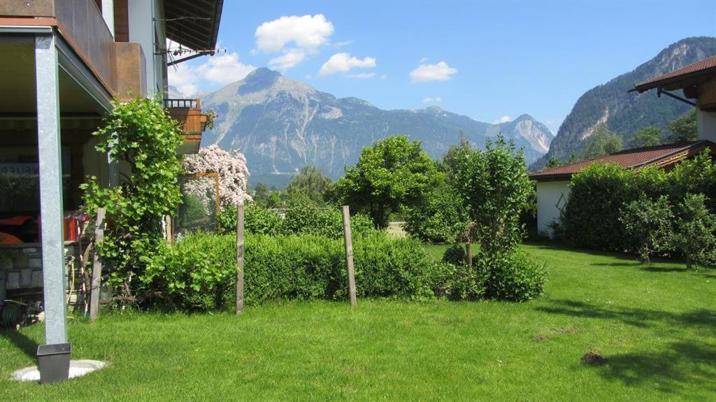 Haus Hager Bed & Breakfast Schlitters Eksteriør bilde