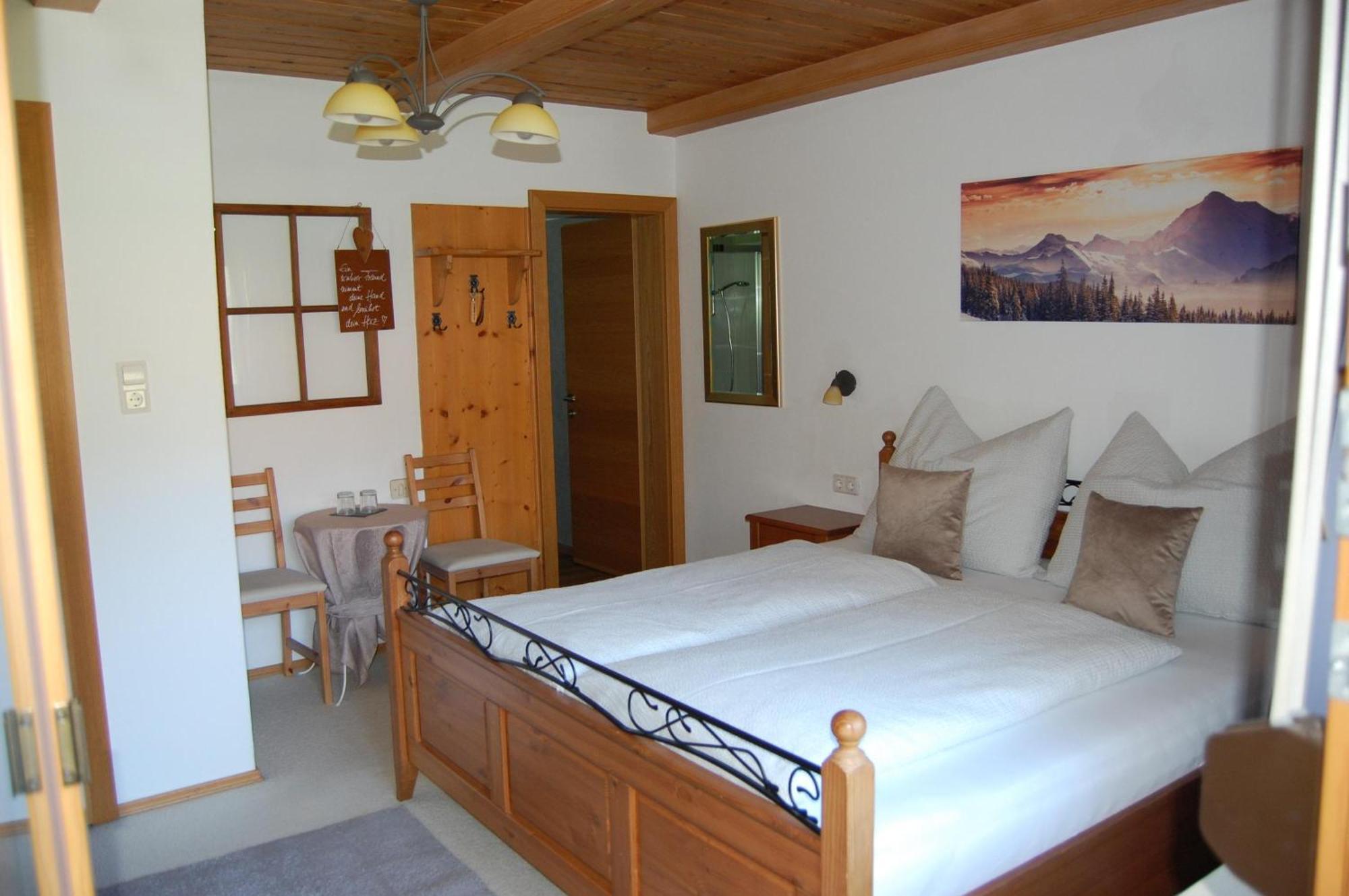Haus Hager Bed & Breakfast Schlitters Eksteriør bilde
