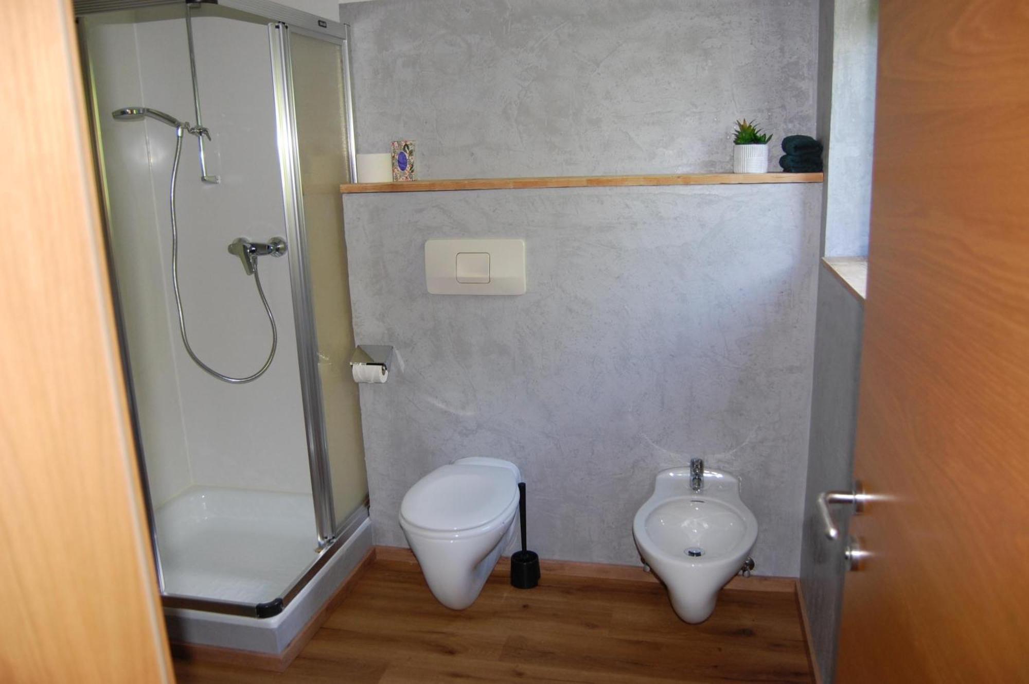 Haus Hager Bed & Breakfast Schlitters Eksteriør bilde