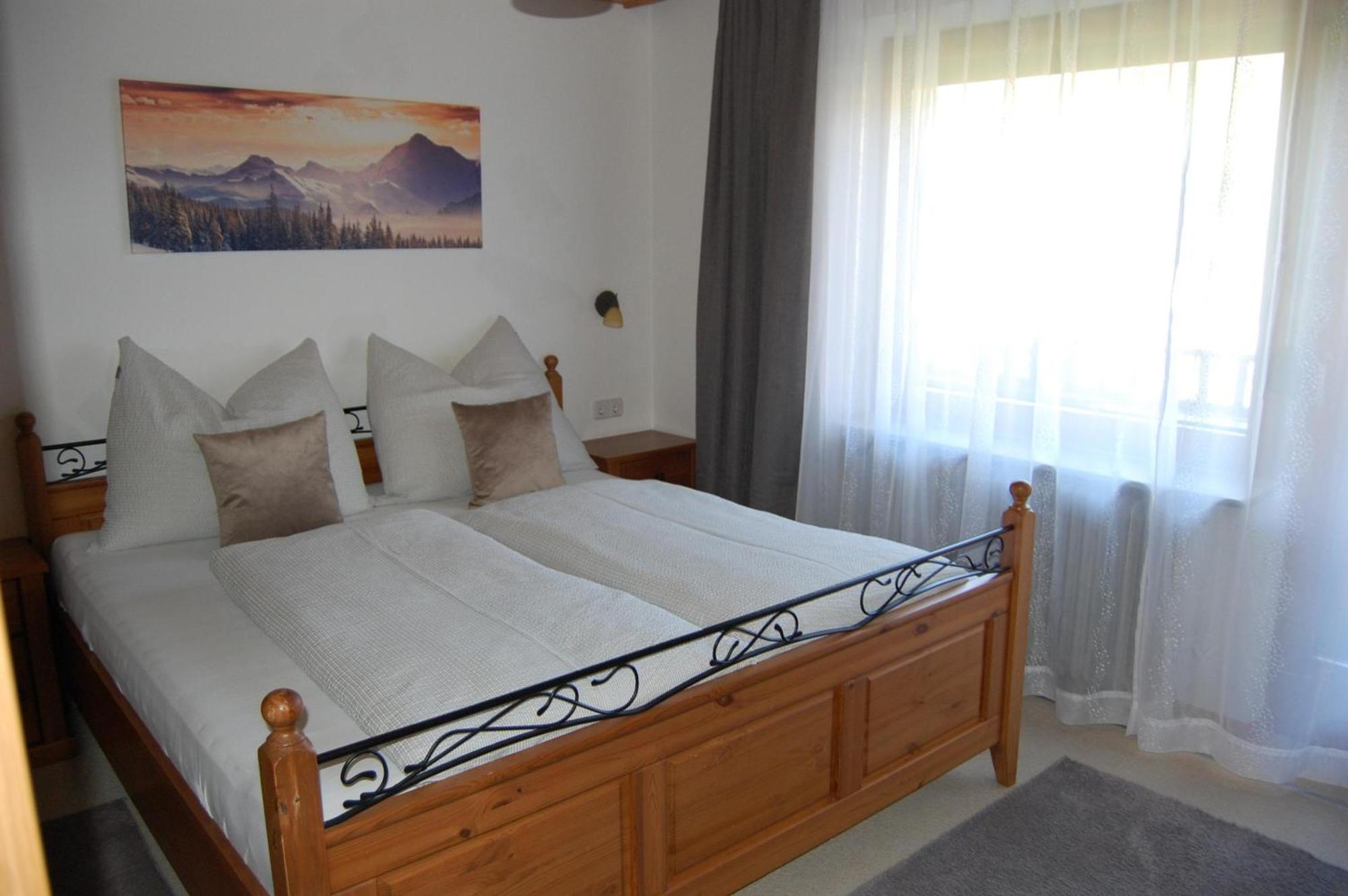 Haus Hager Bed & Breakfast Schlitters Eksteriør bilde